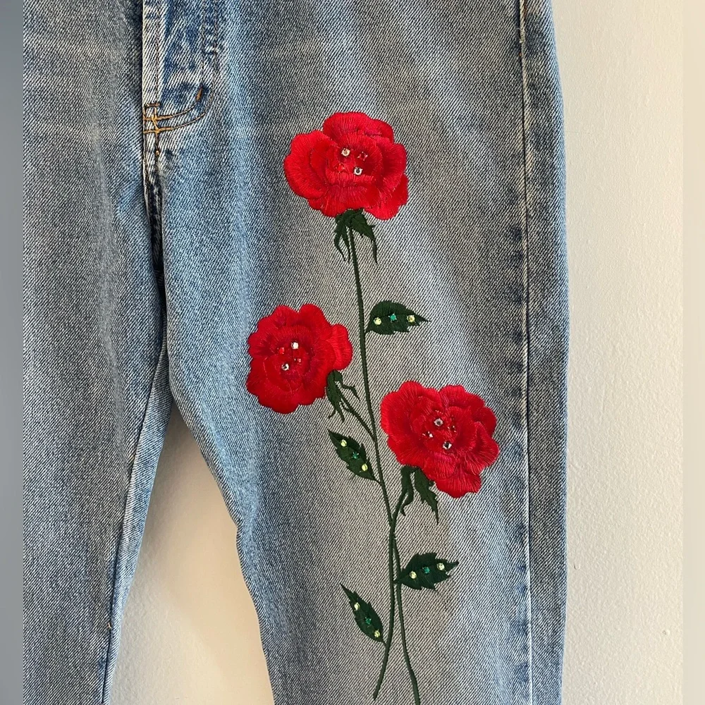 ABS Allen Schwartz embroidered rose denim jeans size 6 RARE!